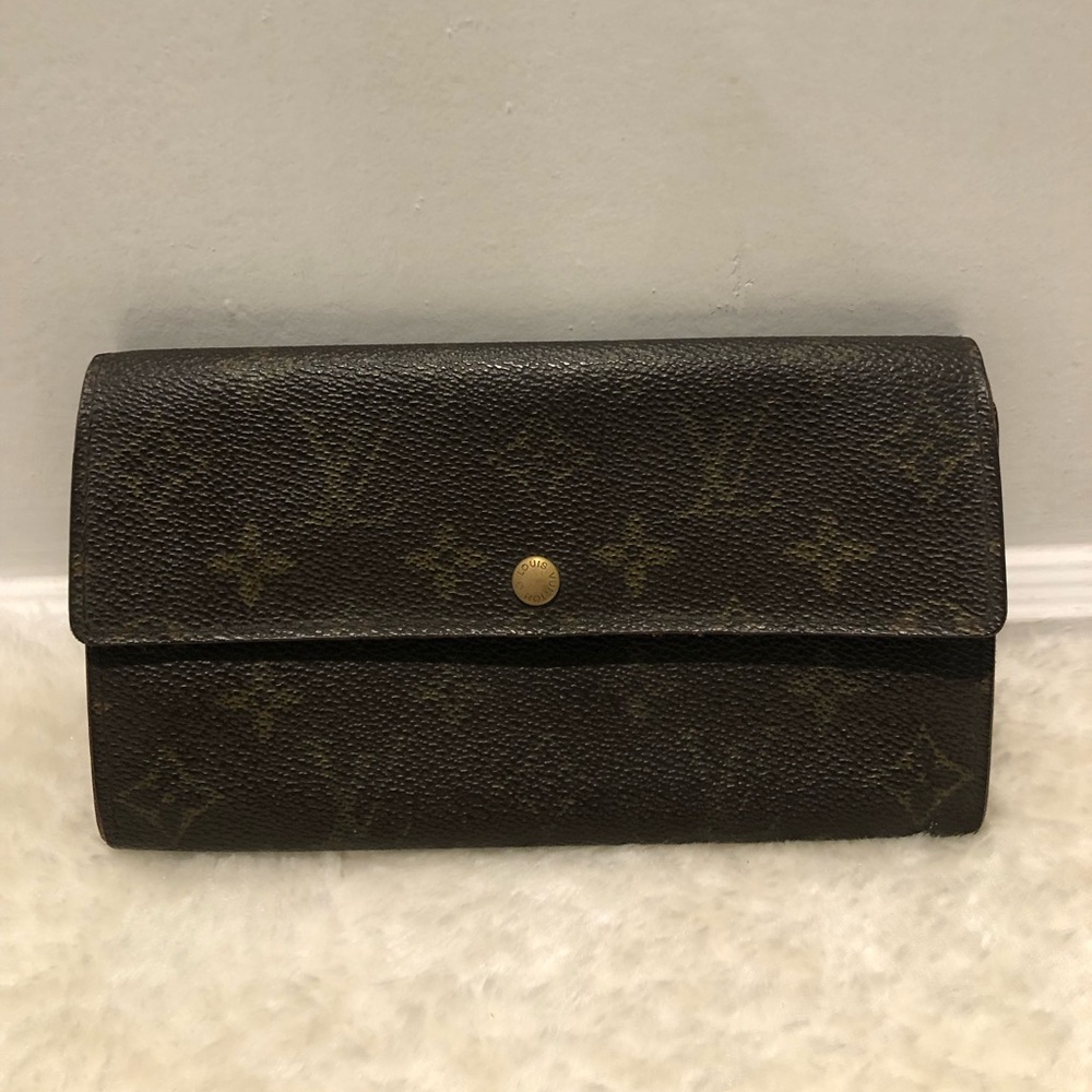 Louis Vuitton Long Wallet